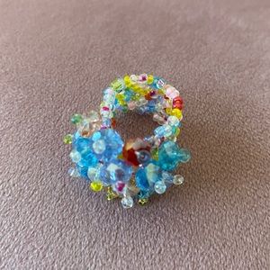 MULTICOLOURED BEADED RING